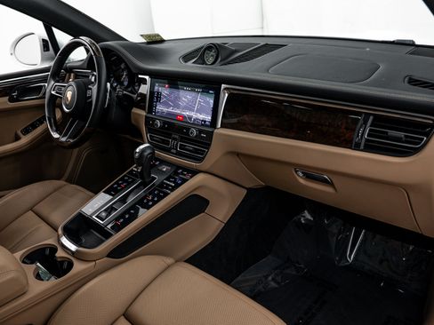 Certified 2022 Porsche Macan GTS AWD/4WD image 14