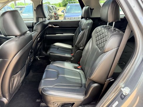 Used 2022 Hyundai Palisade Limited AWD/4WD image 18