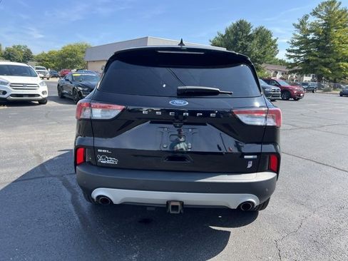 Used 2020 Ford Escape SEL image 11
