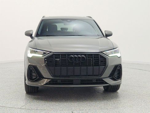 Used 2024 Audi Q3 2.0T Premium Plus w/ Premium Plus Package AWD/4WD image 2