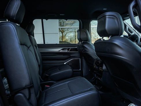 New 2026 Jeep Grand Wagoneer Limited image 13
