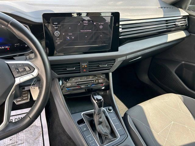 Used 2025 Volkswagen Jetta Sport FWD image 21