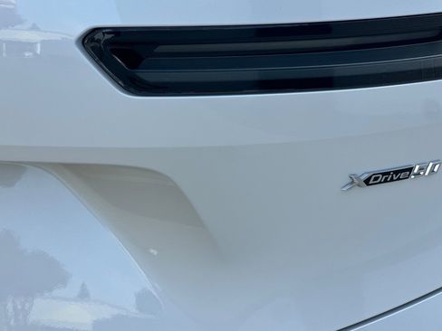 Certified 2024 BMW iX xDrive50 w/ Sport Package AWD/4WD image 37