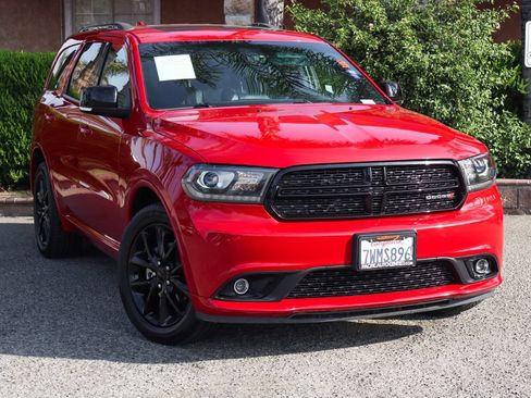 Used 2017 Dodge Durango GT w/ Premium Group AWD/4WD image 2