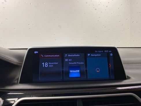 Used 2018 BMW 750i xDrive image 11