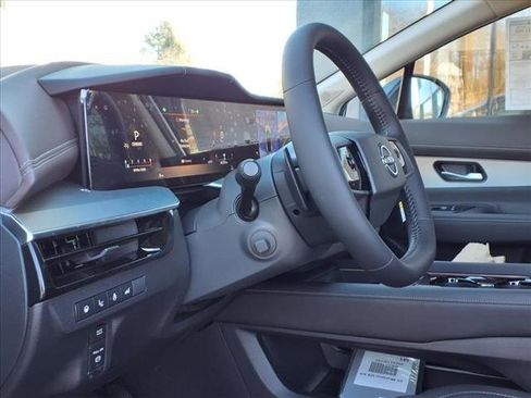 New 2025 Nissan Murano Platinum w/ Cargo Package image 9