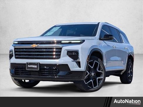New 2026 Chevrolet Traverse High Country image 1