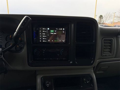 Used 2003 Chevrolet Silverado 2500 LT image 20