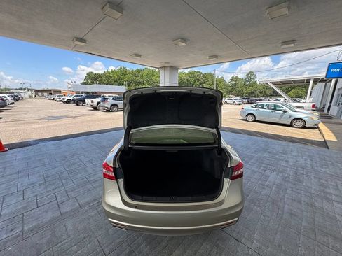 Used 2015 Toyota Avalon XLE Premium FWD image 8