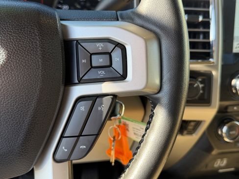 Used 2017 Ford F250 Lariat w/ Lariat Value Package image 16