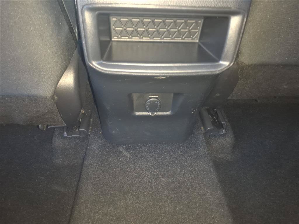 Used 2021 Toyota RAV4 LE FWD image 23