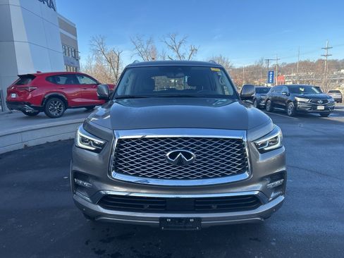 Used 2019 INFINITI QX80 Luxe image 2