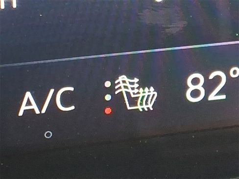 Used 2025 Buick Enclave Sport Touring image 24