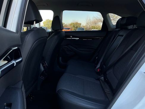 Used 2025 Kia Seltos S image 11