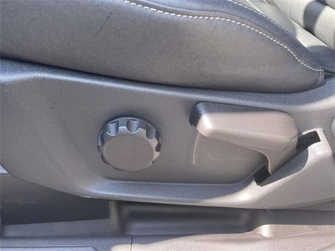 New 2025 Ford Bronco Badlands image 11