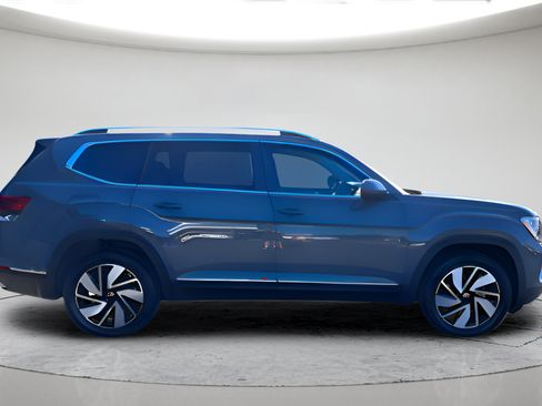 New 2025 Volkswagen Atlas SEL AWD/4WD image 2