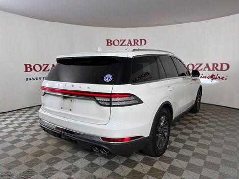 Certified 2023 Lincoln Aviator 2WD w/ Class IV Trailer Tow Package image 8
