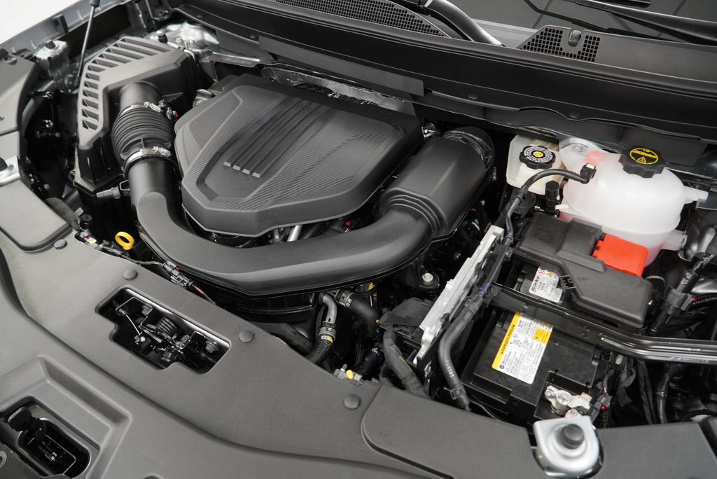 New 2027 Chevrolet Traverse RS w/ LPO, Floor Liner Package AWD/4WD image 42