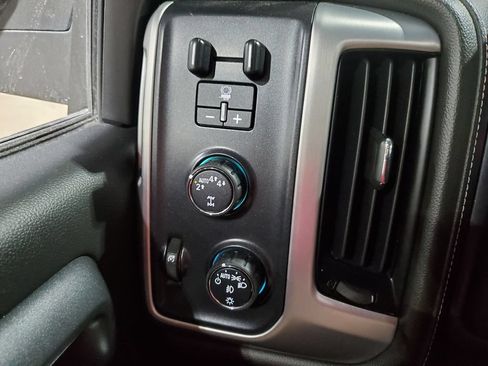 Used 2018 GMC Sierra 1500 SLE w/ Texas SLE Value Package AWD/4WD image 31