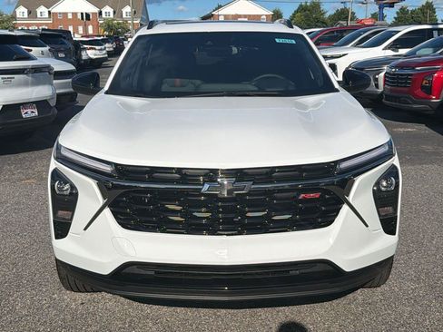 New 2026 Chevrolet Trax RS w/ Sunroof Package FWD image 2