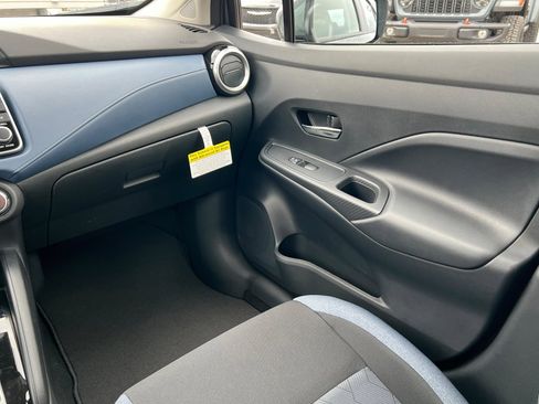 New 2025 Nissan Versa SV w/ Trunk Package image 10