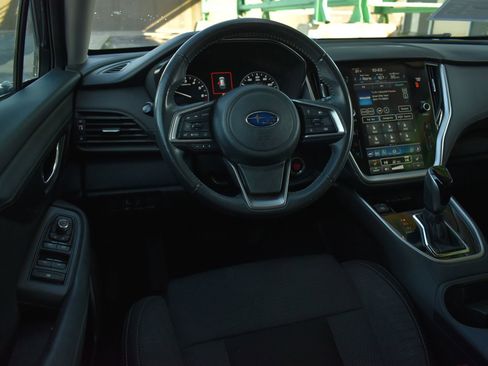 Used 2024 Subaru Outback Premium image 18