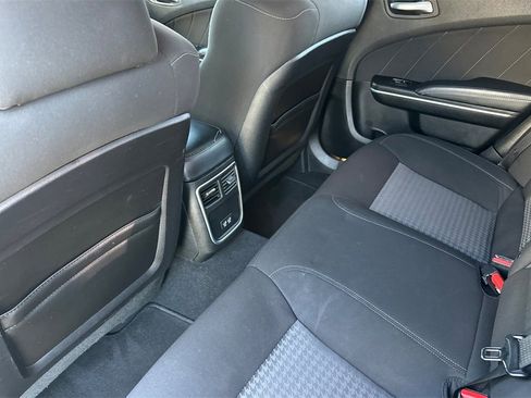 Used 2022 Dodge Charger GT image 9