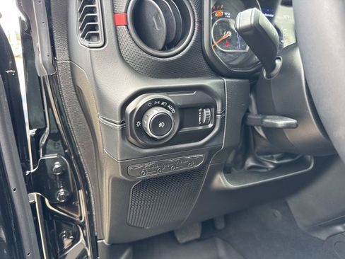 Used 2026 Jeep Wrangler Unlimited Rubicon AWD/4WD image 20