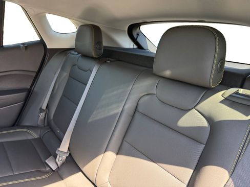 New 2026 Chevrolet Trax ACTIV FWD image 16