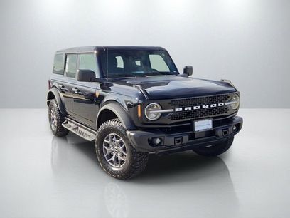 New 2025 Ford Bronco Badlands w/ Black Appearance Package