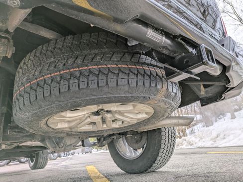 Certified 2024 GMC Canyon Denali image 38