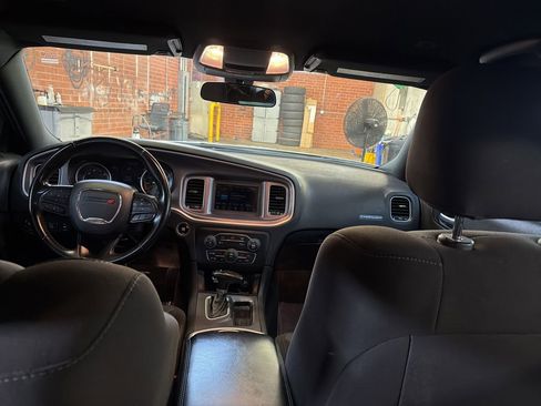 Used 2022 Dodge Charger SXT RWD image 30