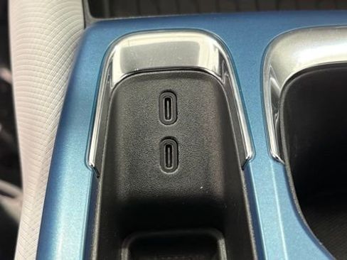 New 2026 Chevrolet Equinox EV LT image 37