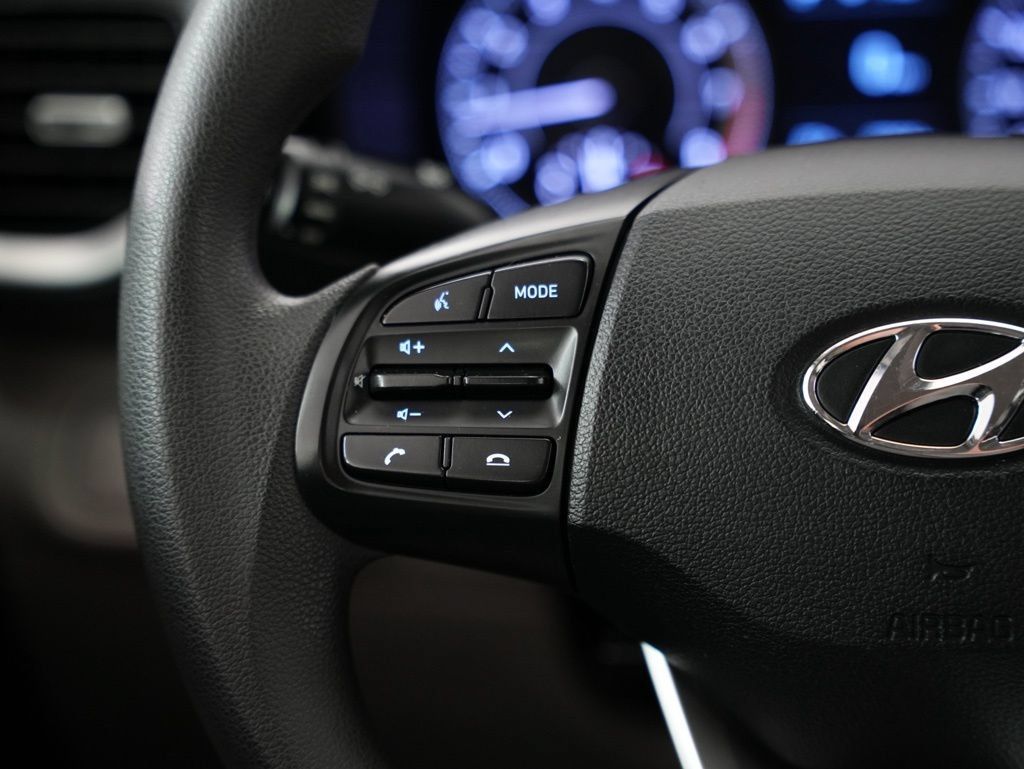 Used 2020 Hyundai Venue SEL FWD image 12
