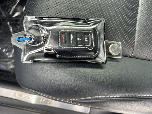 Used 2021 Lexus RX 350 350 w/ Premium Package image 36