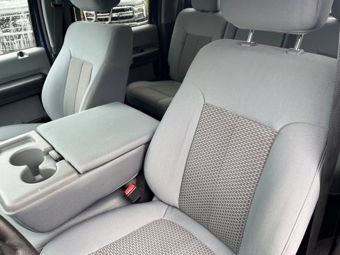 Used 2014 Ford F250 XLT w/ XLT Premium Package image 10