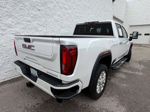Used 2020 GMC Sierra 2500 Denali w/ Denali Ultimate Package AWD/4WD image 3