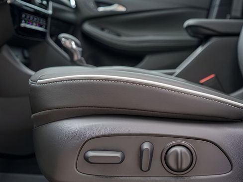 New 2026 Buick Encore GX Avenir w/ Avenir Technology Package FWD image 18