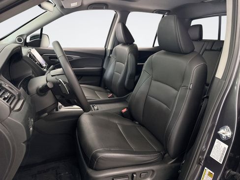 Used 2023 Honda Ridgeline RTL-E image 11