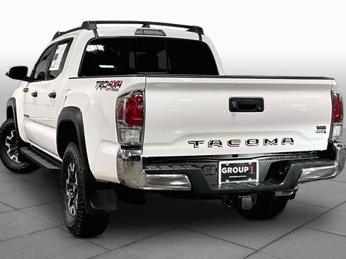 Certified 2023 Toyota Tacoma TRD Off-Road AWD/4WD image 12