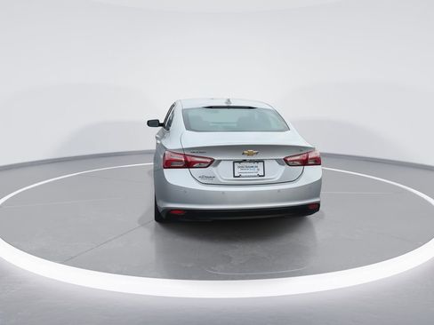 Used 2021 Chevrolet Malibu LT image 7