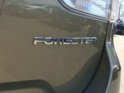 Used 2022 Subaru Forester Premium image 31