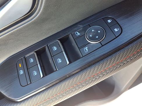 New 2026 Nissan Kicks SR w/ Cold Weather Package image 17