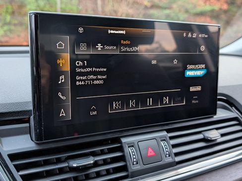 Used 2021 Audi Q5 Premium w/ Convenience Package image 29