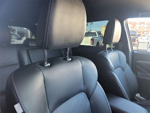 Used 2019 Mitsubishi Outlander 4WD Plug-In Hybrid image 15