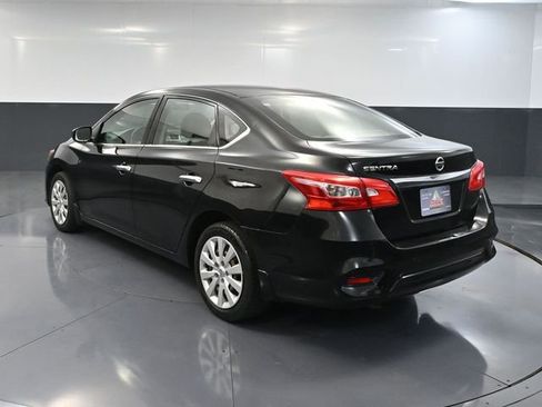 Used 2018 Nissan Sentra S image 6