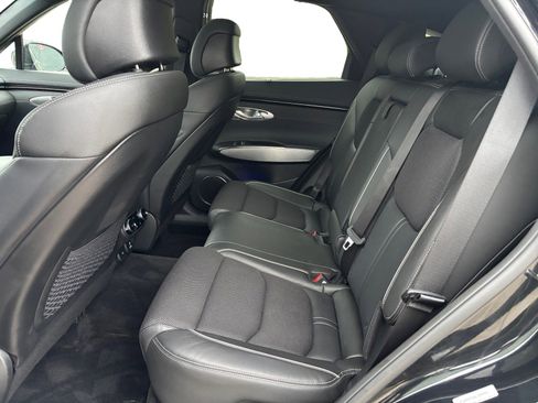 Used 2025 Genesis GV70 2.5T w/ Sport Prestige Package image 13