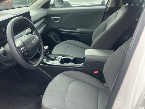 Used 2025 Kia K4 LXS image 14