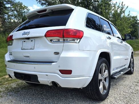 Used 2015 Jeep Grand Cherokee Overland w/ Advanced Technology Group AWD/4WD image 10