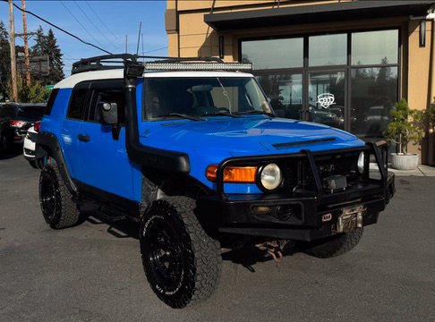 Used 2007 Toyota FJ Cruiser 4WD image 1